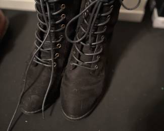 Women’s boots