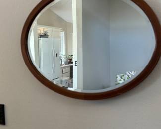Wall mirror