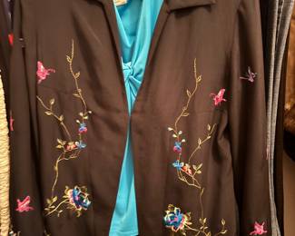 Blouse w/light coverup