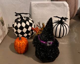Pumpkin decor 