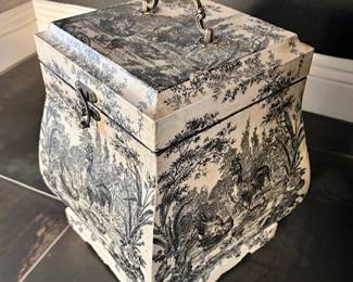Keepsake box 