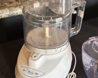 Cuisinart food processor 
