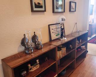 Bookshelves, wall decor, misc. 