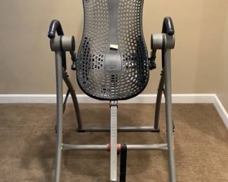 Back relaxer/gravity machine