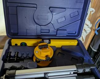 Laser level set