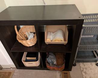 Cubby shelf