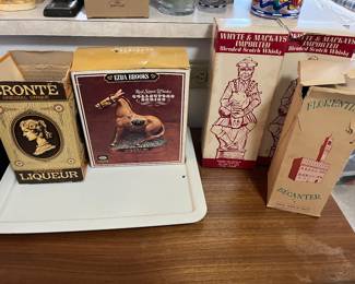 Empty decanter boxes