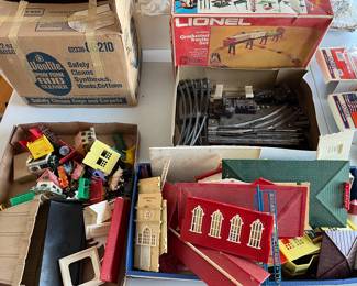 Model railroad accessories