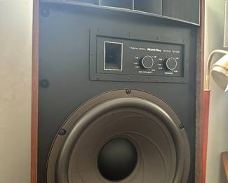 Realistic Mach One Speakers