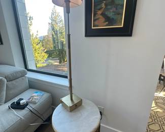Table lamp