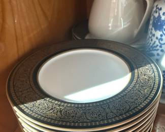 Mikasa Bone China Mount Holyoke plates