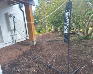 Badminton net