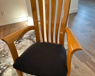 Dining table (front view)
