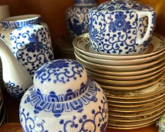 Vintage Japanese porcelain ginger jar & tea set