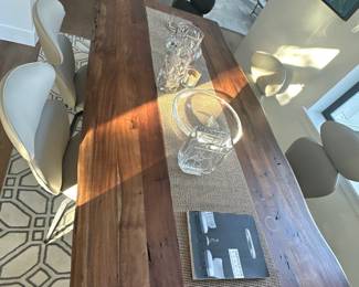 Dining table (top view)