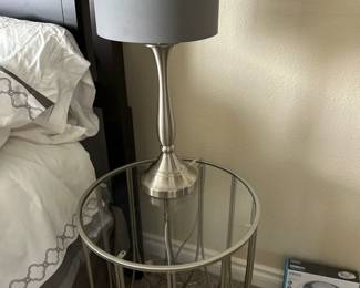 Table lamp with side table
