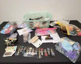 Mystery Lot Of Hair Clips