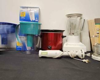 Mystery Lot of Kitchen Items