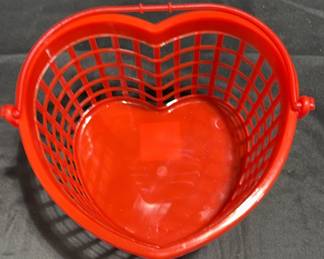 Heart Shaped Baskets 12 Pieces