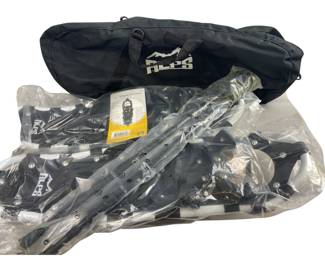 Snow Shoes & Poles NEW ALPS Brand All-Terrain Trackers in Case