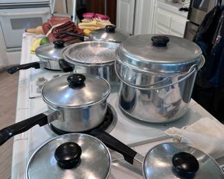 Beautiful condition large set of Vintage Kitchen Craft 