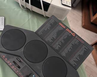 2 bose speakers 