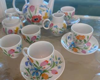 Adorable individual Coffee set. 