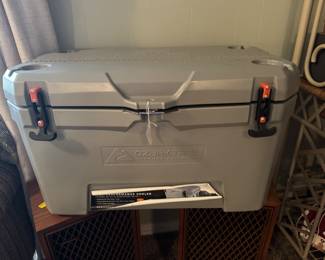 New Ozark cooler - 52 Qt