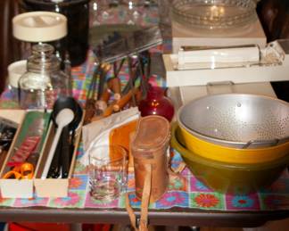 kitchen ware, BBQ barbeque tools, bowls