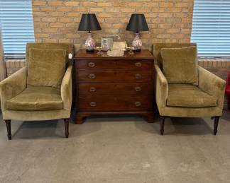 Antique Chest of Drawers 