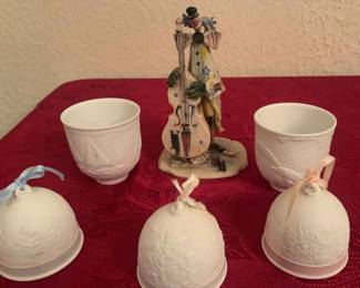 007 Elegant Porcelain Collection Lladro Bells Cups with Clown