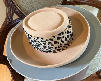 WhitTail & Shon Lady’s Hat,