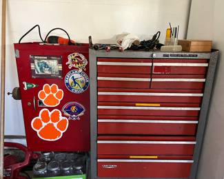 Craftsman Standing Tool Chest,