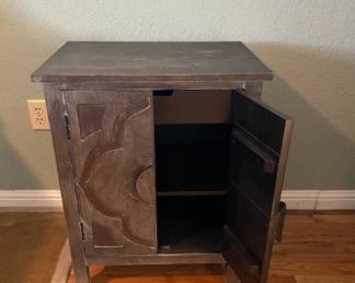 Cabinet 41.5" x 14" x 31" = $250