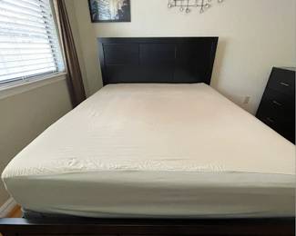 queen bed