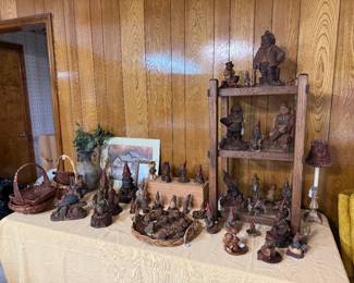 Great collection of Tom Clark gnomes. Many signed pieces