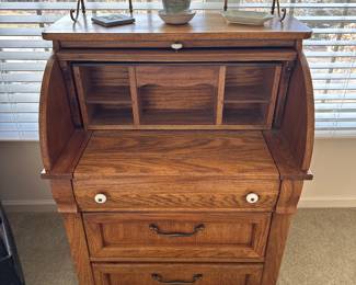 Child Size Roll Top Desk 