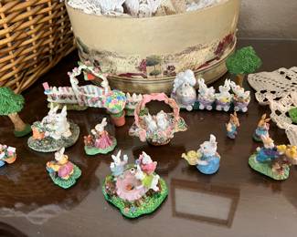 EASTER/SPRING DECOR