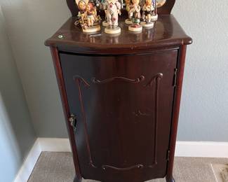 HUMMEL FIGURINES, VINTAGE MUSIC CABINET