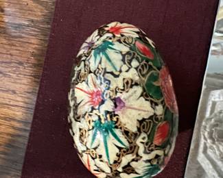 VINTAGE EASTER EGG