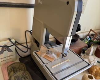 Small saw
