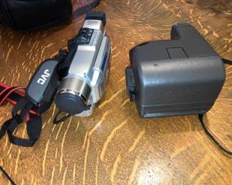 Lot 057-KIT: Early 21st-Century Camera Duo