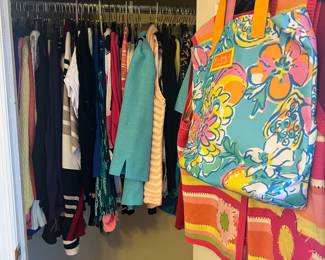Ladies sweaters and tops 