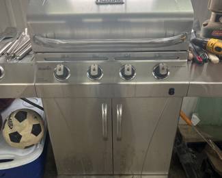 Charbroil grill 