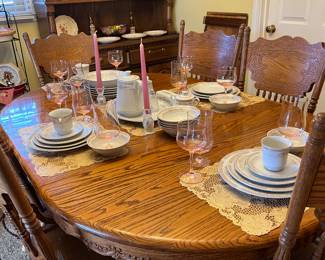 Oak table & 6 chairs 