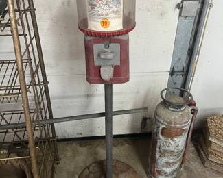 Bubble gum machine 