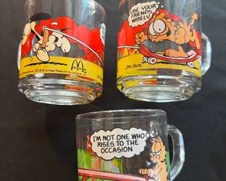 Garfield glass mugs 