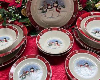 Snowman dishes 