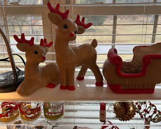 Ceramic reindeer and sleigh 