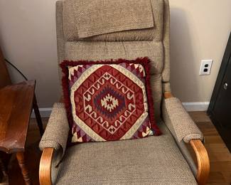 Ladies rocker recliner 